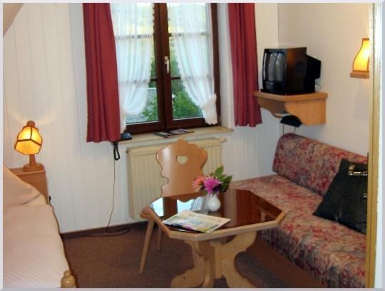 Gasthof-Pension Rotes Haus Oberwiesenthal Δωμάτιο φωτογραφία